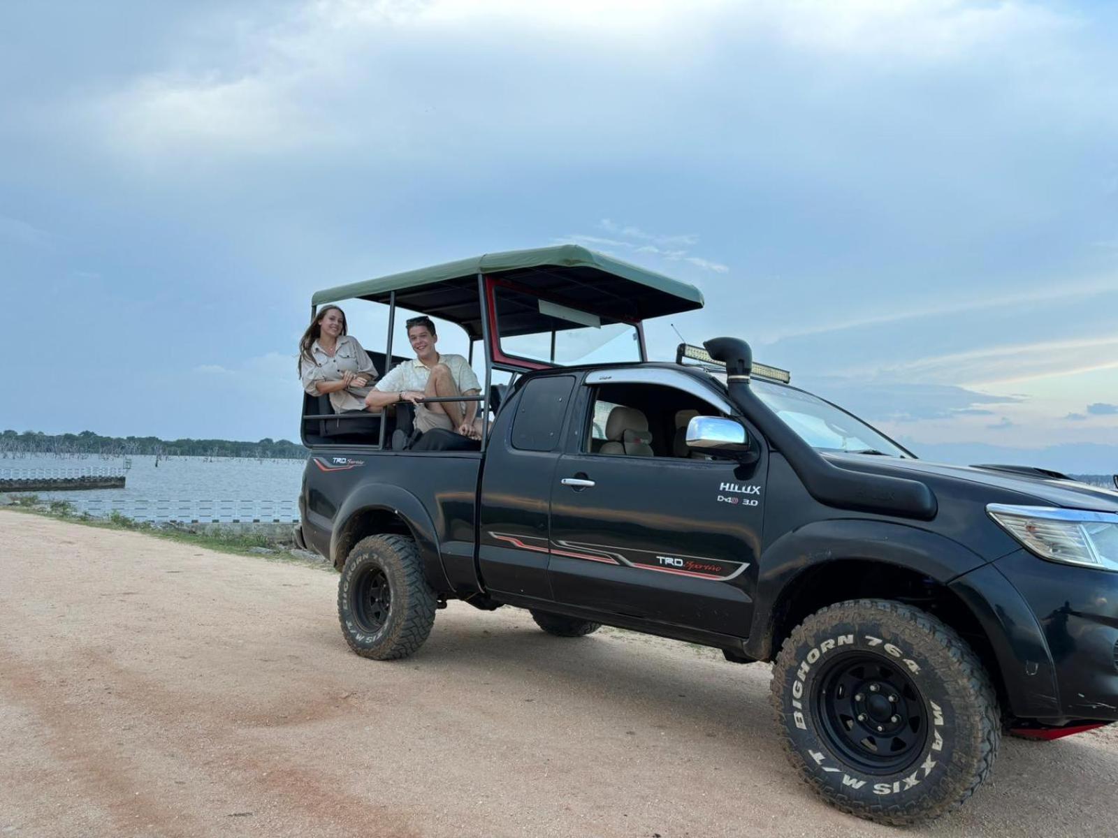 Jami River Side Hotel & Yala Safari Place Tissamaharama Esterno foto